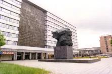 Karl Marx Head Chemnitz 1999